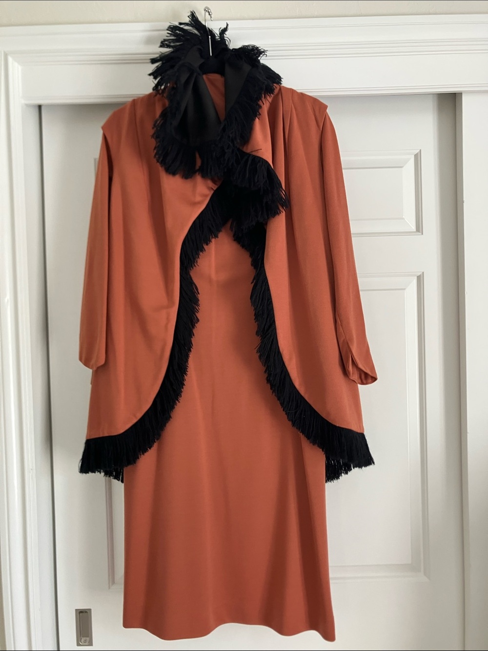 VTG Women's Rust Midi Dress with Black Fringe Shawl